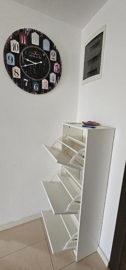 Homey 2 Cosmopolis Stefanestii de Jos Kültér fotó